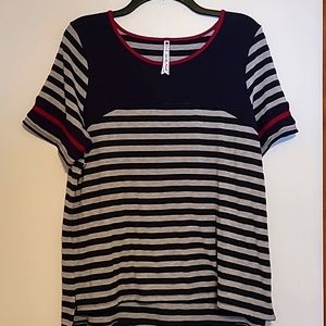 Leo & Nicole navy blue & gray striped shirt with fuschia edging Sz L